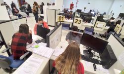 Agências do Trabalhador têm 8.968 vagas com carteira assinada disponíveis no Paraná