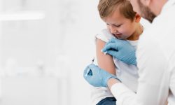 COVID-19: Cascavel inicia vacinação de crianças imunocomprometidas de 3 e 4 anos