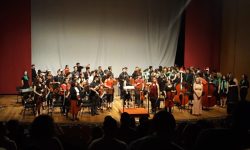 Orquestra Sinfônica de Cascavel apresenta Concerto de Natal no Teatro Municipal